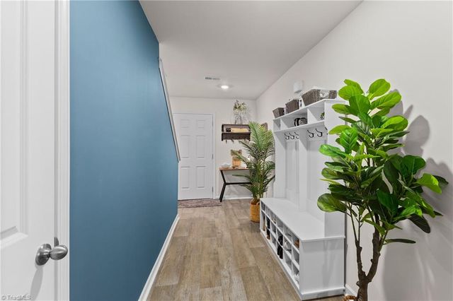 5284 Ironwood Drive, Winston-salem, NC 27127