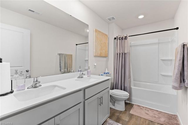 5284 Ironwood Drive, Winston-salem, NC 27127