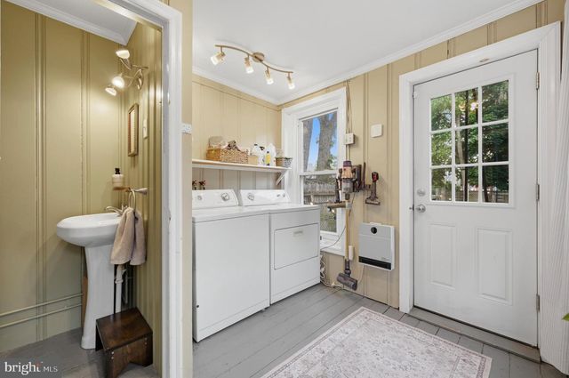 54 W HARVEY ST, Philadelphia, PA 19144