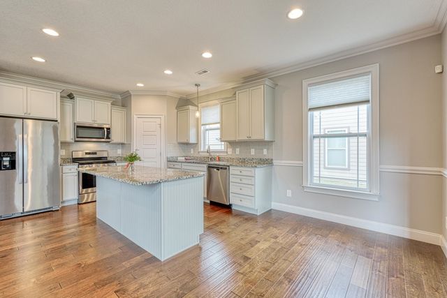 768 Sterling Drive, Boiling Springs, SC 29316