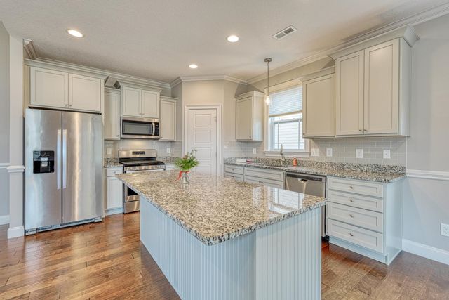 768 Sterling Drive, Boiling Springs, SC 29316