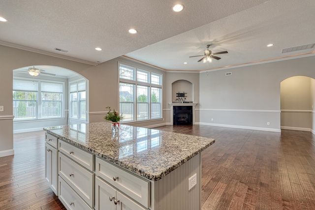 768 Sterling Drive, Boiling Springs, SC 29316