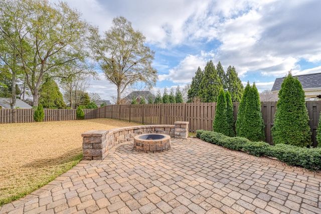 768 Sterling Drive, Boiling Springs, SC 29316