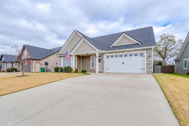 768 Sterling Drive, Boiling Springs, SC 29316