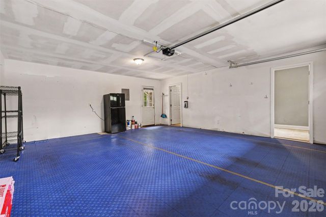7111 Cedar Lake Court, Charlotte, NC 28226
