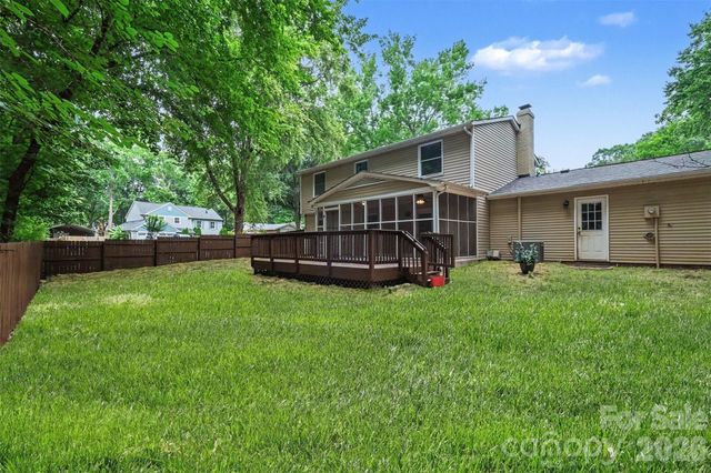 7111 Cedar Lake Court, Charlotte, NC 28226