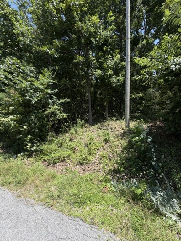 19 Dornoch Lane, Bella Vista, AR 72715