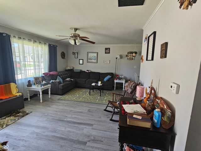 202 W Walnut Street, Bainbridge, IN 46105