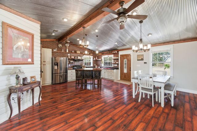 610 Jones Road, Crestview, FL 32536