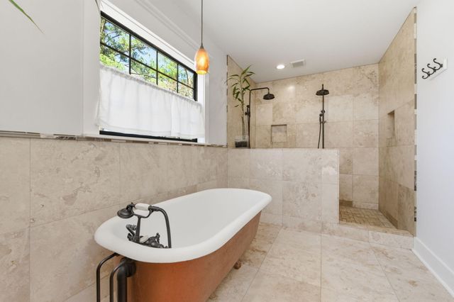 610 Jones Road, Crestview, FL 32536