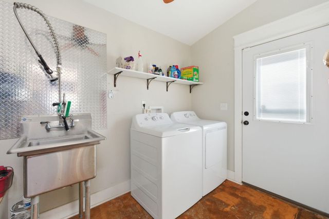 610 Jones Road, Crestview, FL 32536