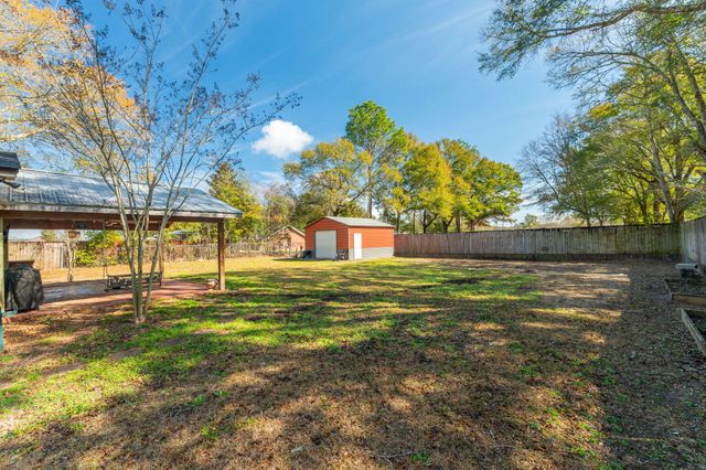 610 Jones Road, Crestview, FL 32536