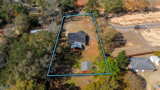 610 Jones Road, Crestview, FL 32536