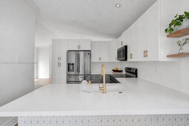 1212 NW 125th Ter, Sunrise, FL 33323