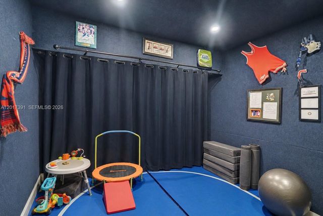 1212 NW 125th Ter, Sunrise, FL 33323