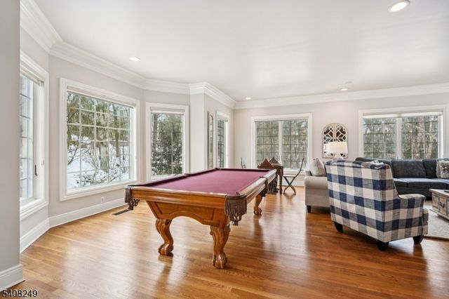 554 Hampton Hill Rd, Franklin Lakes Boro, NJ 07417