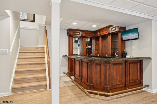 554 Hampton Hill Rd, Franklin Lakes Boro, NJ 07417