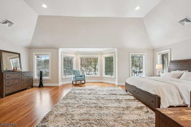 554 Hampton Hill Rd, Franklin Lakes Boro, NJ 07417