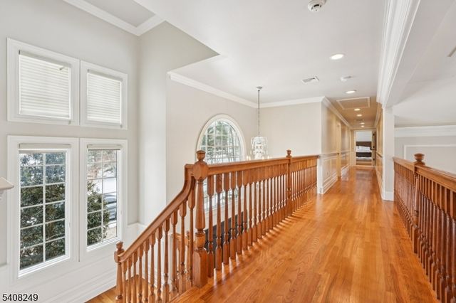 554 Hampton Hill Rd, Franklin Lakes Boro, NJ 07417