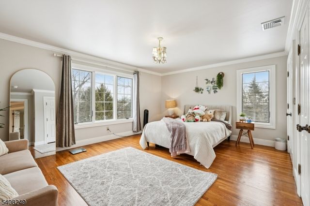 554 Hampton Hill Rd, Franklin Lakes Boro, NJ 07417