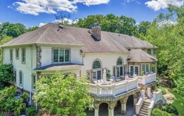 554 Hampton Hill Rd, Franklin Lakes Boro, NJ 07417