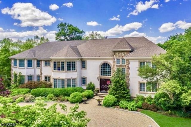 554 Hampton Hill Rd, Franklin Lakes Boro, NJ 07417