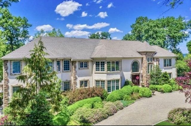 554 Hampton Hill Rd, Franklin Lakes Boro, NJ 07417