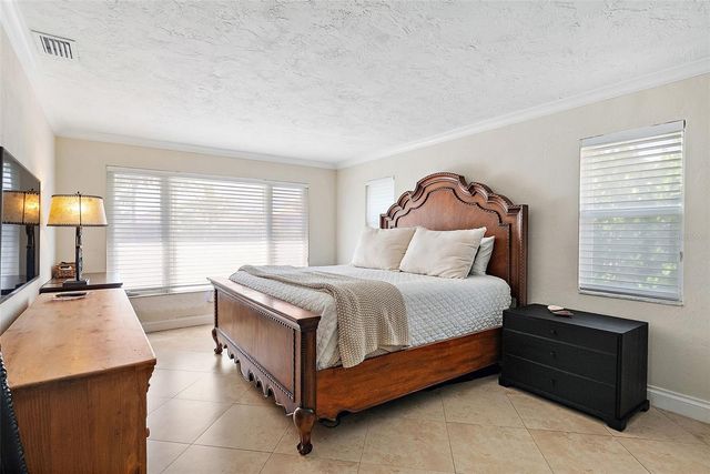 1985 CAROLINA AVENUE NE, St Petersburg, FL 33703
