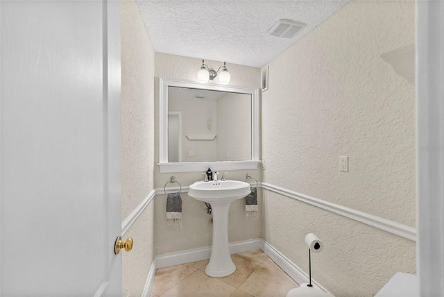 1985 CAROLINA AVENUE NE, St Petersburg, FL 33703