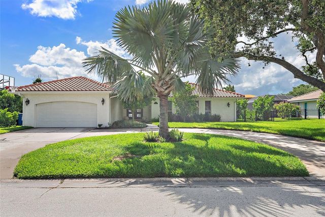 1985 CAROLINA AVENUE NE, St Petersburg, FL 33703
