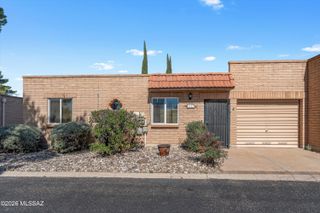 8427 E Foursome Lane, Tucson, AZ 85710