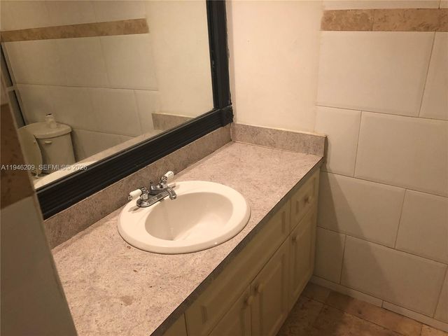 4301 NW South Tamiami Canal Dr 3-112, Miami, FL 33126