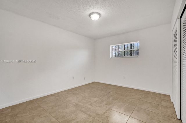 2907 NW 103rd St 1, Miami, FL 33147