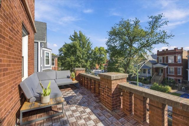 2446 N Springfield Avenue 2, Chicago, IL 60647