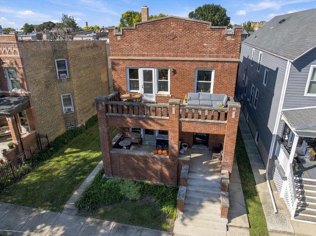 2446 N Springfield Avenue 2, Chicago, IL 60647