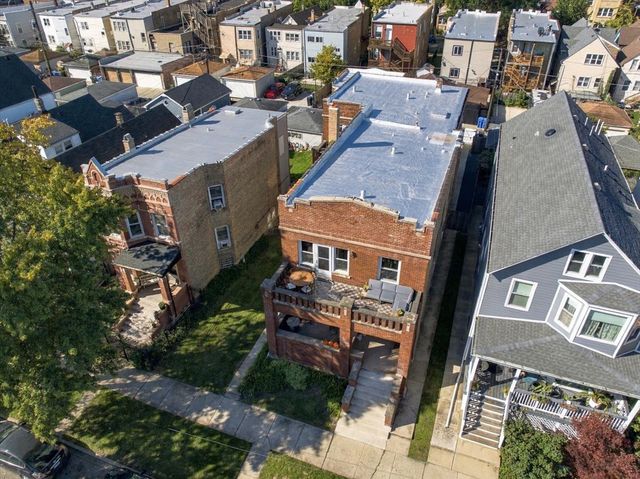 2446 N Springfield Avenue 2, Chicago, IL 60647