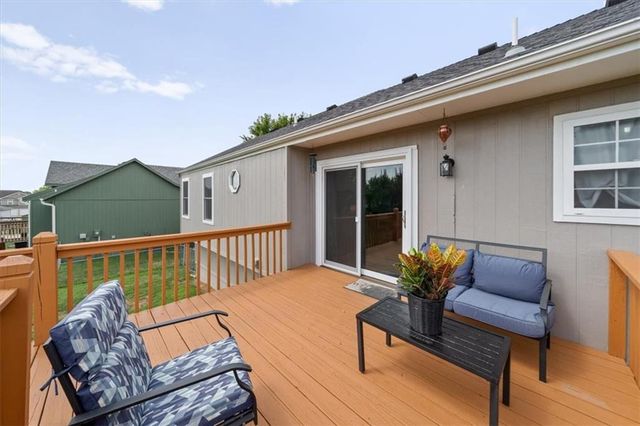 715 Shiloh Drive, Raymore, MO 64083