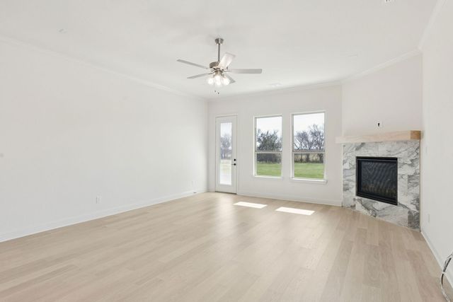 7004 Valley View Drive, Joshua, TX 76058