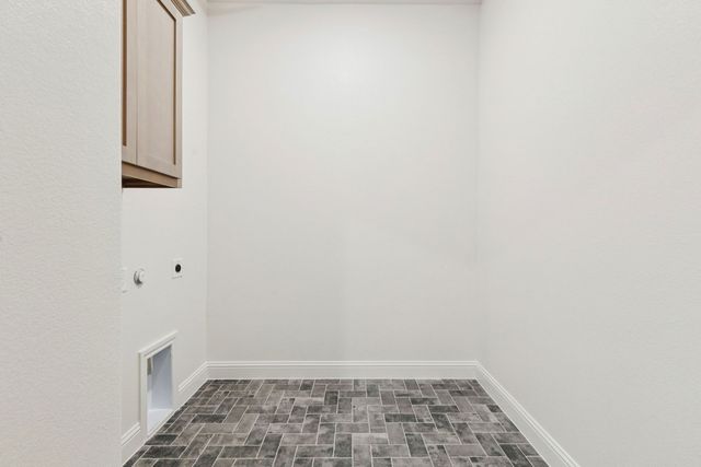 7004 Valley View Drive, Joshua, TX 76058