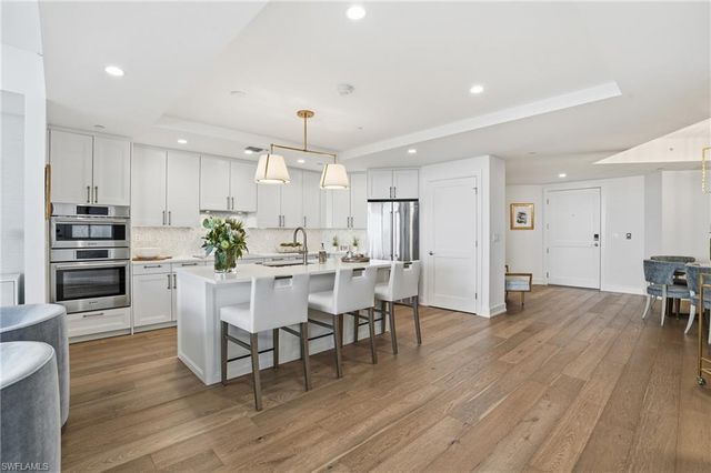 4142 Bay Beach LN 904, Fort Myers Beach, FL 33931