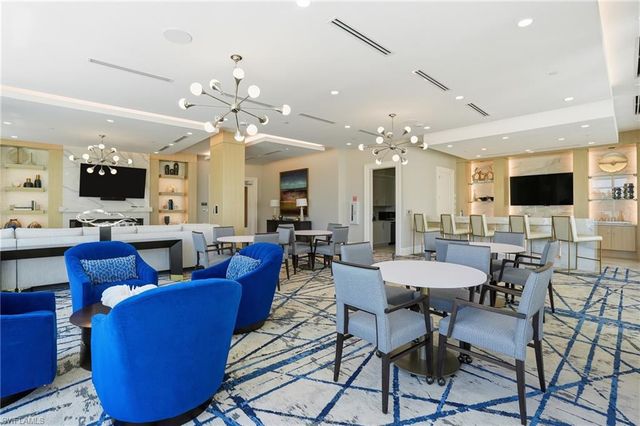 4142 Bay Beach LN 904, Fort Myers Beach, FL 33931