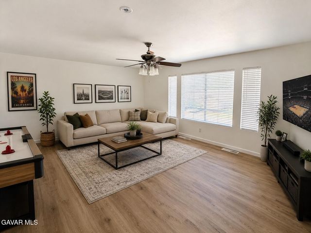 1606 Regents Street, Lancaster, CA 93534