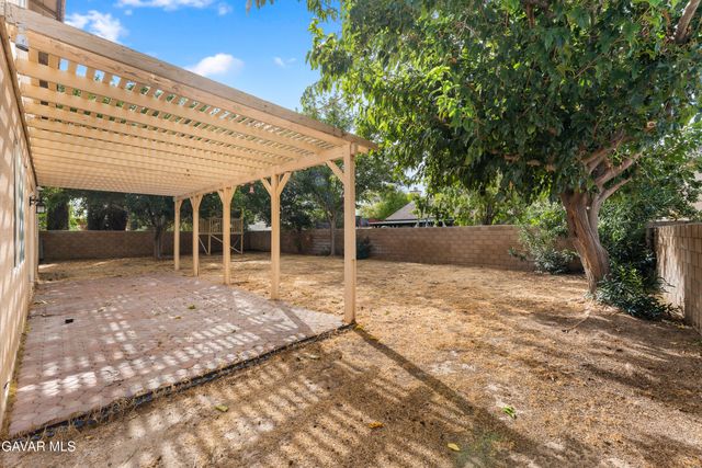 1606 Regents Street, Lancaster, CA 93534