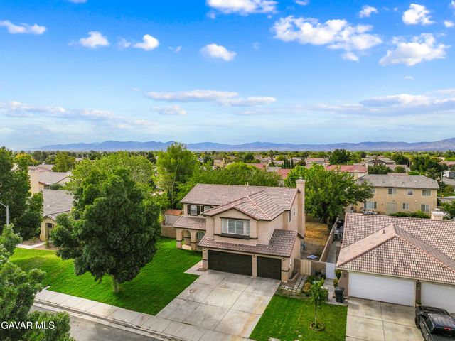 1606 Regents Street, Lancaster, CA 93534