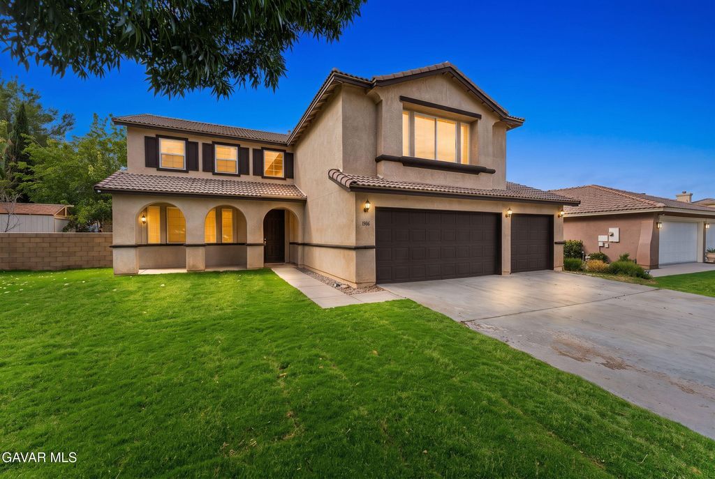 1606 Regents Street, Lancaster, CA 93534