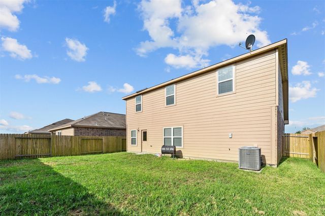 9715 Blue Sapphire Drive, Rosharon, TX 77583