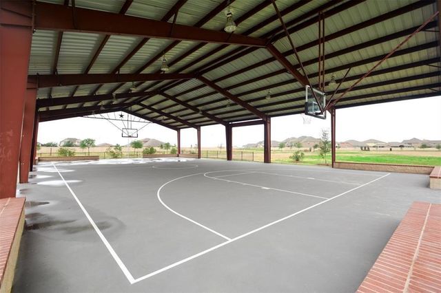 9715 Blue Sapphire Drive, Rosharon, TX 77583