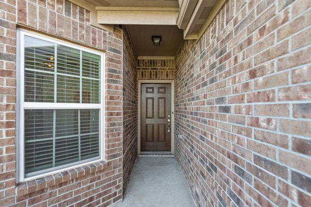 9715 Blue Sapphire Drive, Rosharon, TX 77583