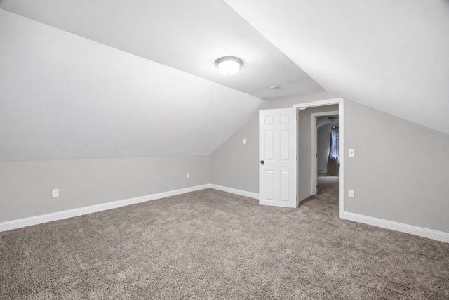 127 Shawmut St, Springfield, MA 01108
