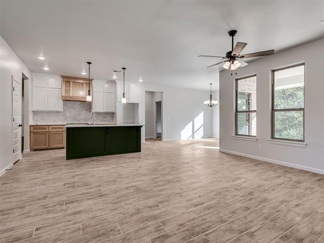 133 Firethorn Way, Noble, OK 73068